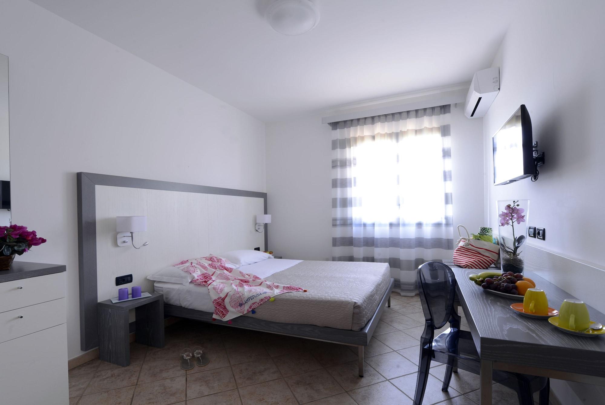 Oasis Hotel Residence Resort Лампедуза Екстериор снимка