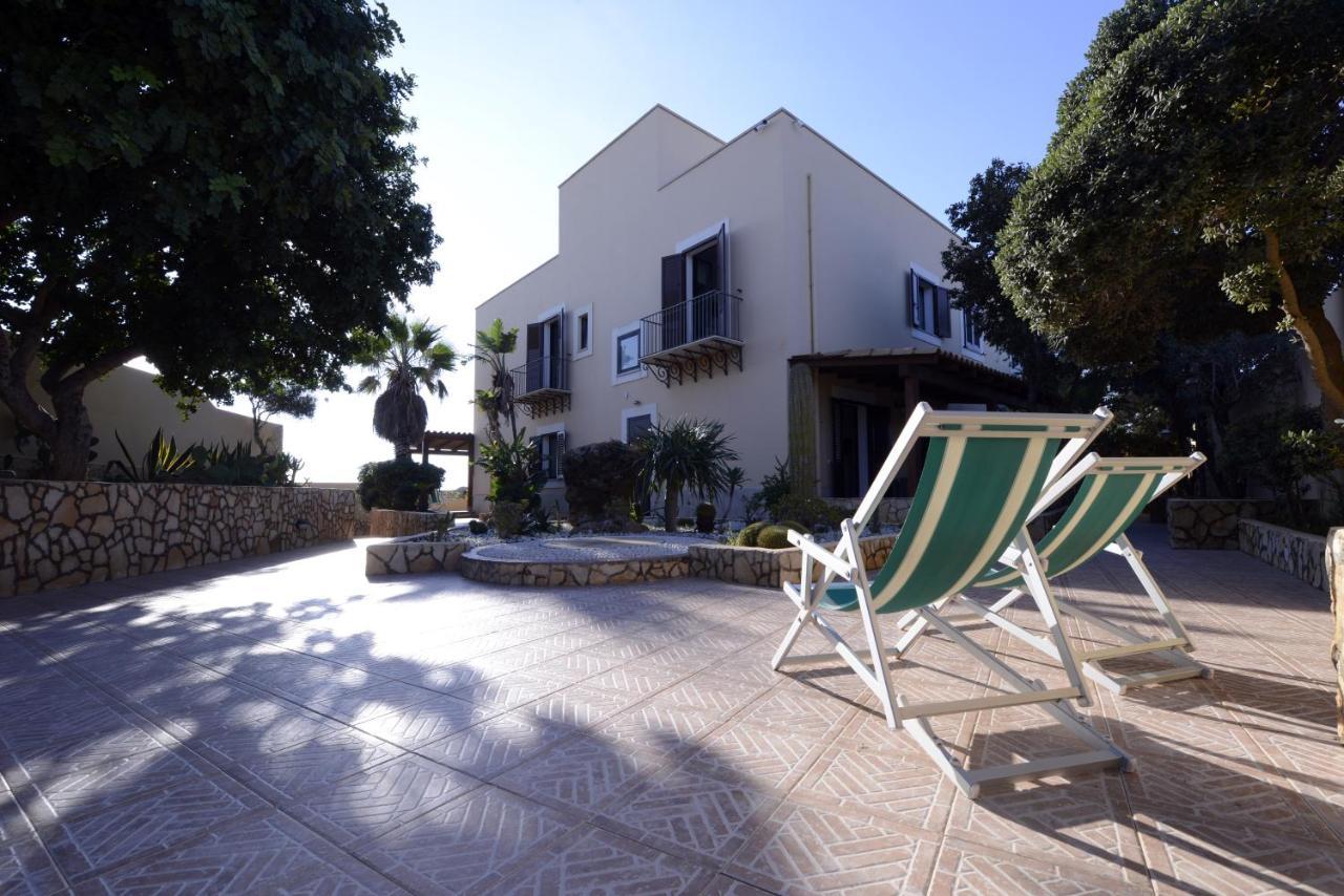 Oasis Hotel Residence Resort Лампедуза Екстериор снимка